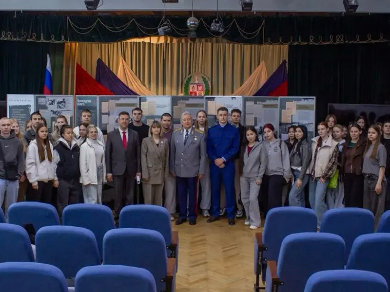 Открытие выставки «Без срока давности» в Волгоградском социально-педагогическом колледже